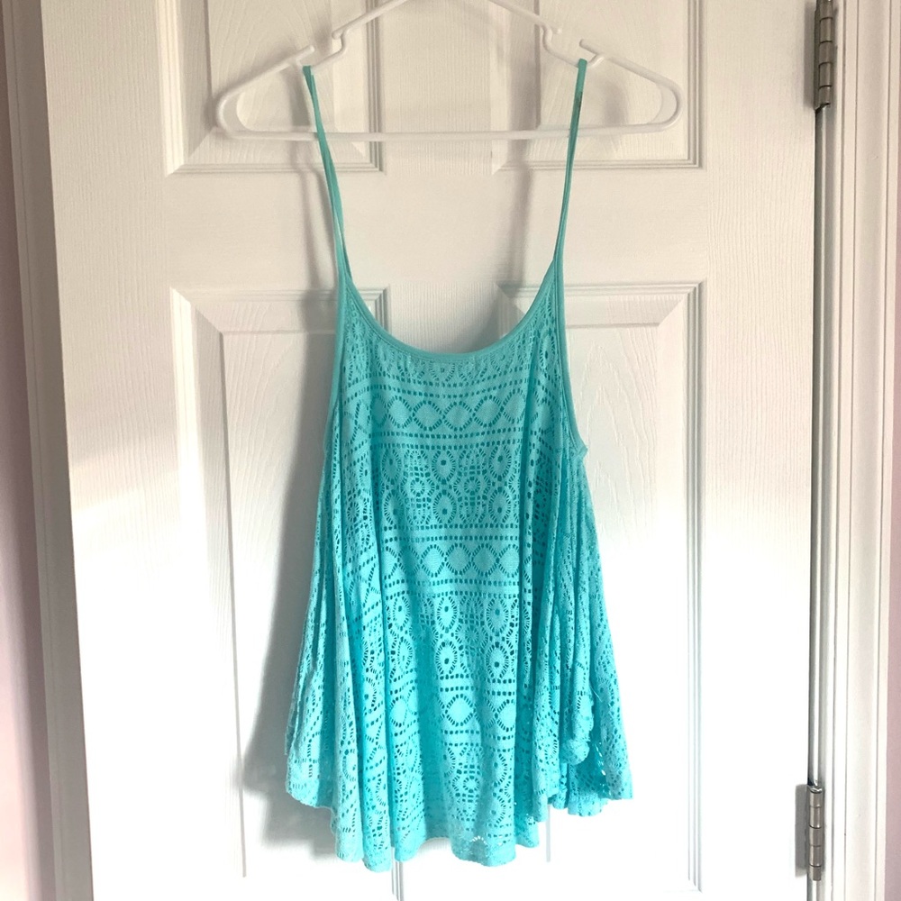 Very flowy comfortable beachy tank top. - Picture 2 of 2